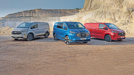 FORD TRANSIT CUSTOM PHEV UND BEV